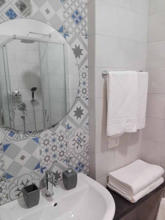 Domus Crescenzio - Guest House Róma Szoba fotó